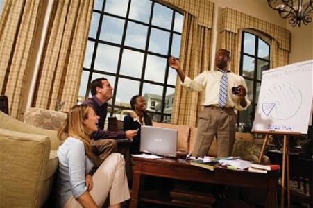 фото отеля Staybridge Suites Milwaukee West Oconomowoc