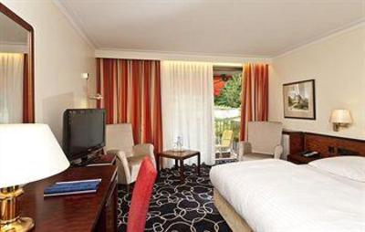 фото отеля Radisson Blu Badischer Hof Hotel, Baden-Baden