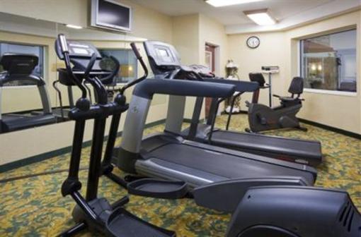 фото отеля Holiday Inn Express Hotel & Suites Rapid City