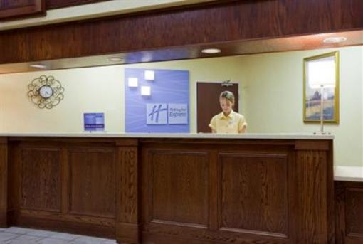 фото отеля Holiday Inn Express Hotel & Suites Rapid City