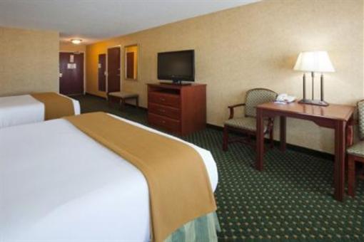 фото отеля Holiday Inn Express Hotel & Suites Rapid City