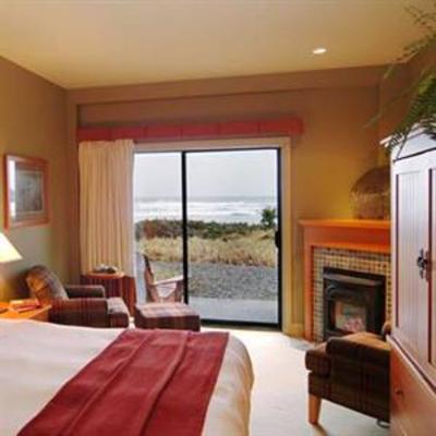 фото отеля Long Beach Lodge Resort