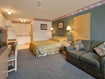 фото отеля Super 8 Merritt
