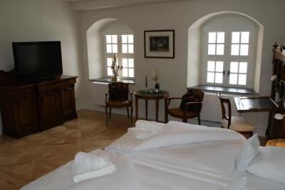 фото отеля Schloss Purschenstein Hotel