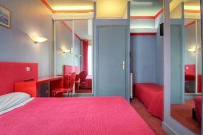 фото отеля Hotel Maubeuge Gare Du Nord