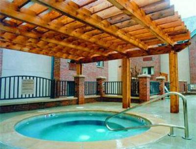фото отеля Hawthorn Suites Executive Village