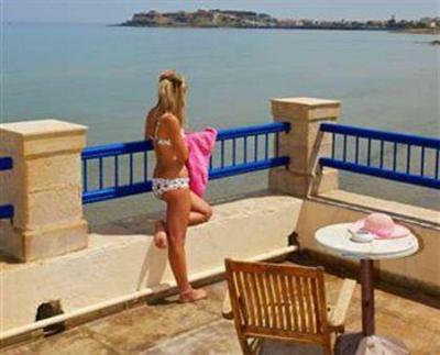 фото отеля Delfini Beach Hotel Rethymno