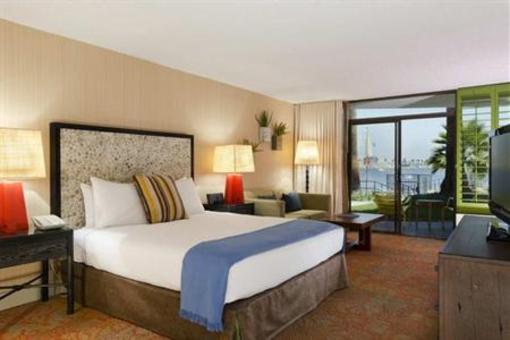 фото отеля Hotel Maya Long Beach