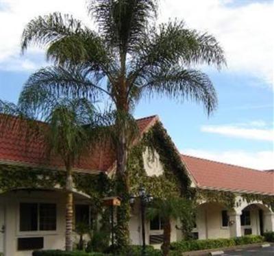фото отеля Dynasty Suites Redlands