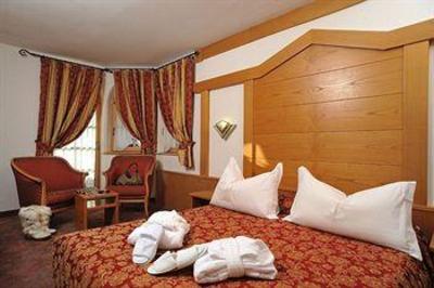 фото отеля Grazia & Plaza Hotel Pinzolo