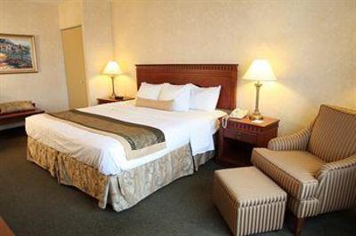 фото отеля BEST WESTERN PLUS Montreal Airport Hotel