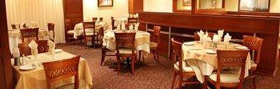 фото отеля BEST WESTERN PLUS Montreal Airport Hotel