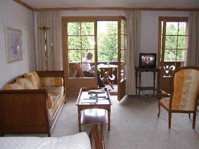фото отеля Hostellerie Alpenrose Schönried