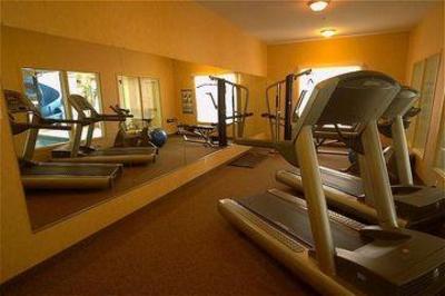 фото отеля Days Inn and Suites Strathmore