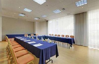 фото отеля Tryp Porto Centro