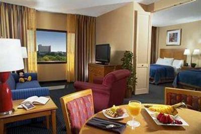 фото отеля Doubletree Guest Suites in the Walt Disney World Resort