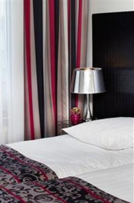 фото отеля Suisse Hotel Geneva