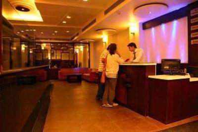 фото отеля Hotel Delhi 37