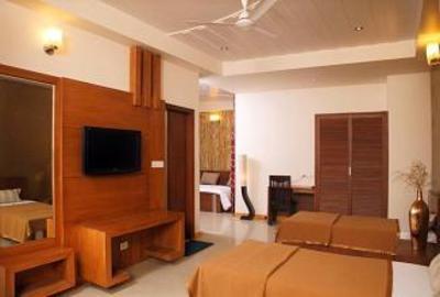 фото отеля Hotel Delhi 37