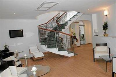 фото отеля Bi Hotel