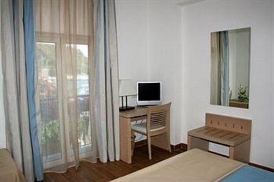 фото отеля Bi Hotel