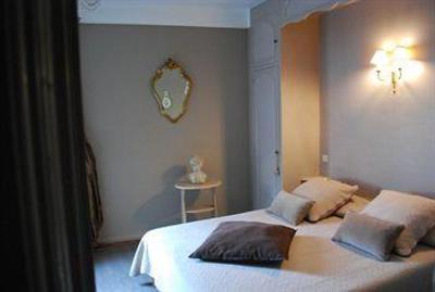 фото отеля Auberge Le Luberon Hotel Apt