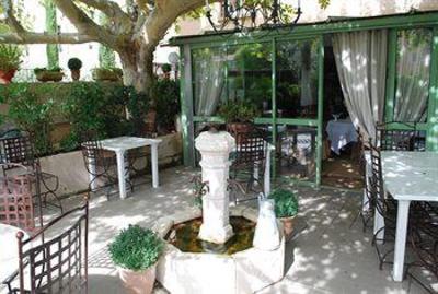 фото отеля Auberge Le Luberon Hotel Apt