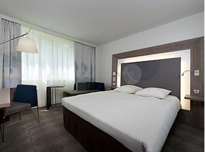 фото отеля Novotel Rouen Sud