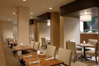 фото отеля Doubletree Hotel Columbus Worthington