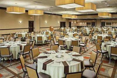 фото отеля Doubletree Hotel Columbus Worthington