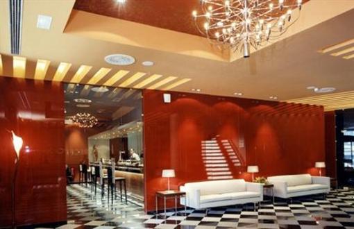 фото отеля Silken Coliseum Hotel
