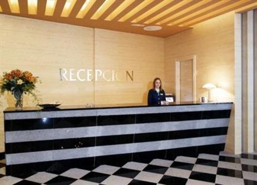 фото отеля Silken Coliseum Hotel