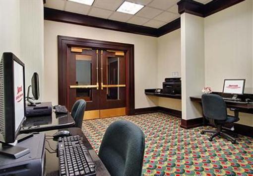 фото отеля Marriott Louisville Downtown