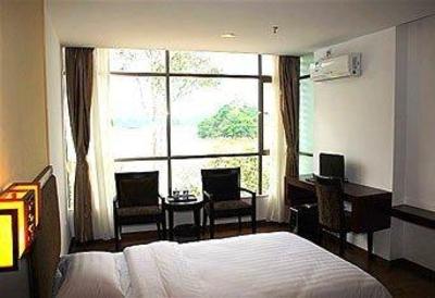 фото отеля Xiannvhu Hotel Zhaoqing
