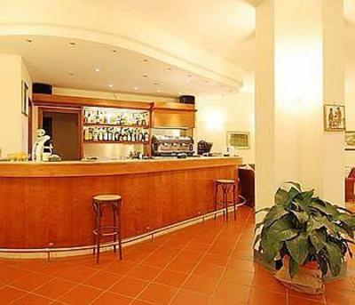 фото отеля Hotel Carignano