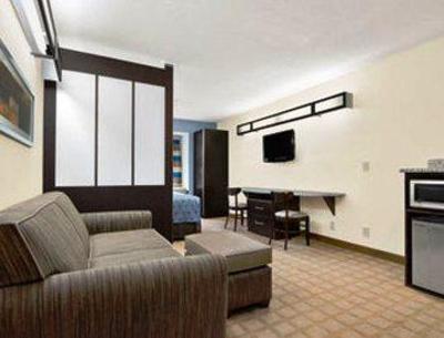 фото отеля Microtel Inn And Suites Dillsboro Sylva