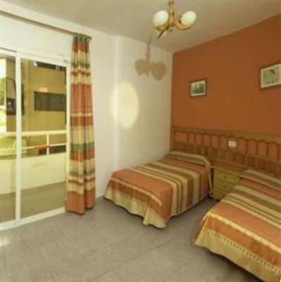 фото отеля Marian Apartments