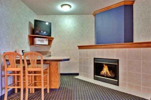 фото отеля Holiday Inn Express Lethbridge