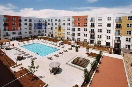фото отеля National At Ballpark Lofts
