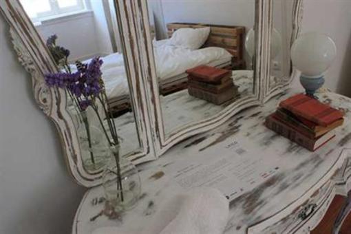 фото отеля LARGO Artist Residencies Hostel & Suites
