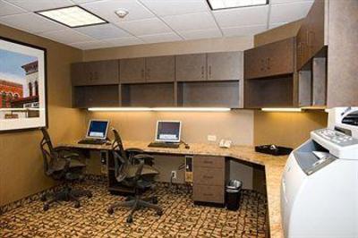 фото отеля Hilton Garden Inn Granbury