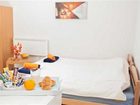 фото отеля Apartments and Hostel Rooms Castanea