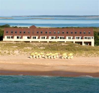 фото отеля Windward Shores