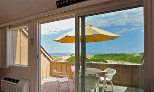 фото отеля Windward Shores