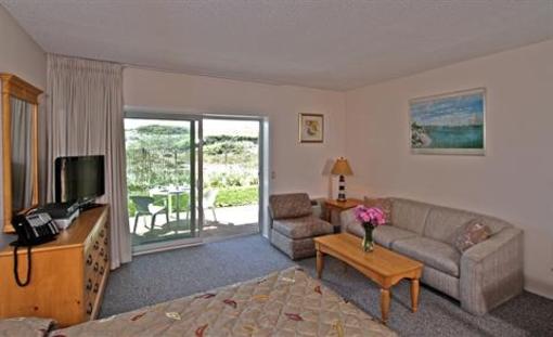 фото отеля Windward Shores