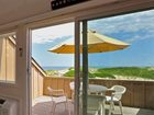 фото отеля Windward Shores