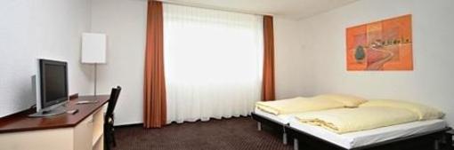 фото отеля Motel Fehraltorf