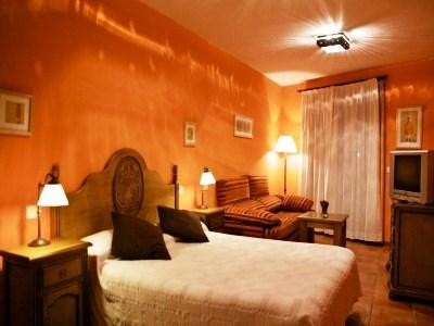 фото отеля Hostal Rural La Botería Sacedon