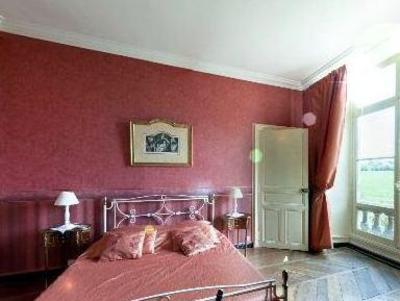 фото отеля Chateau Le Breil La Salle-de-Vihiers