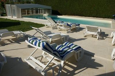 фото отеля La Bonne Famille Hotel Sarrazac